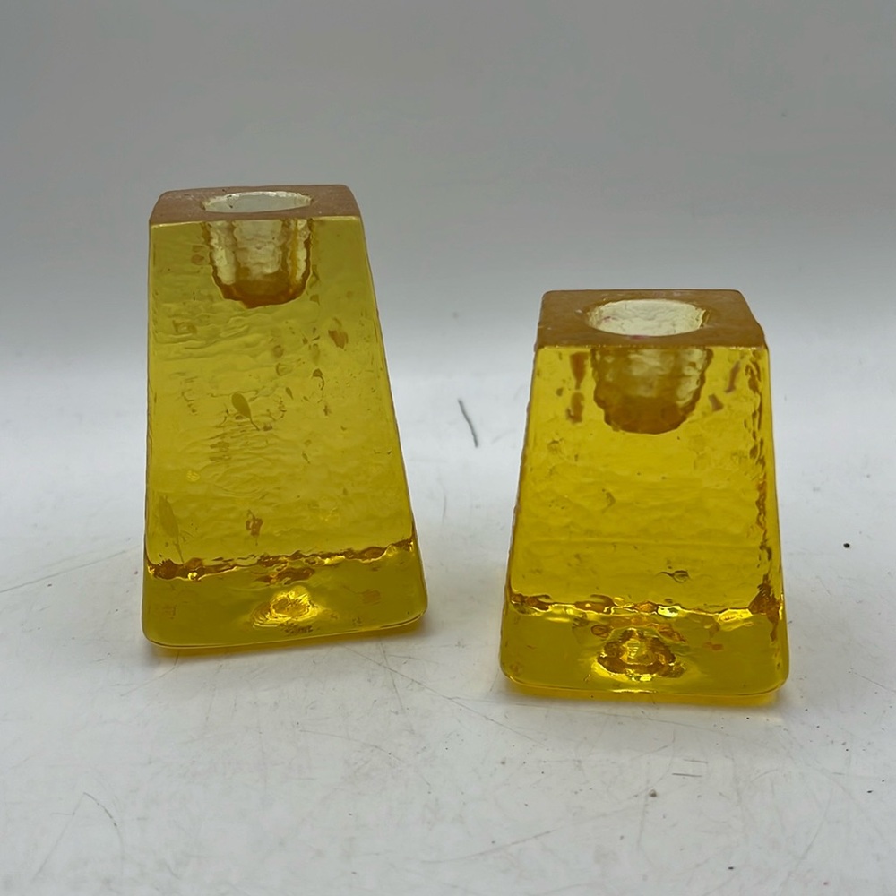 Fire & Light Citrus Yellow Gold Candle Holders Art Glass Collectible Decor Set 2